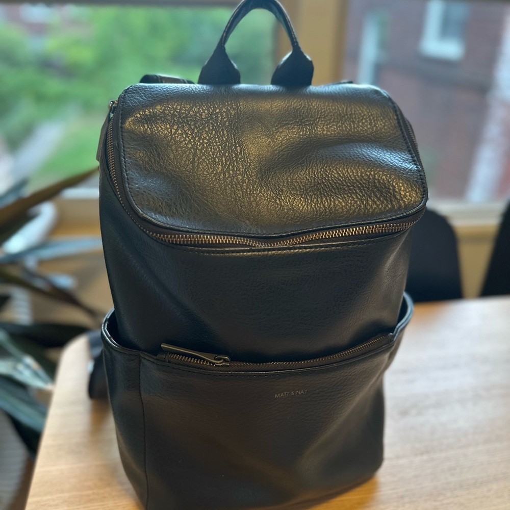 Matt & Nat Charcoal Men's Backpack